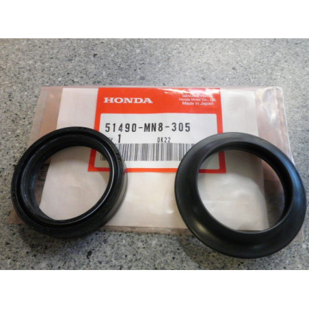 51490MN8305  Honda Fr. Fork Oil Seals Set CB/CBF