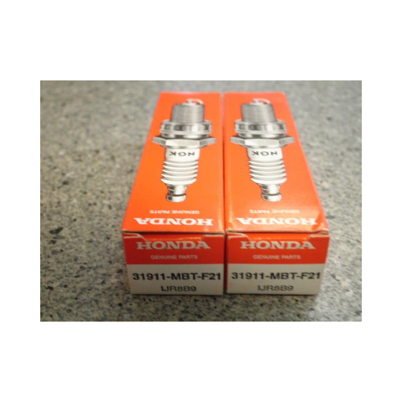 31911MBTF21  Honda Spark Plug IJR8B9