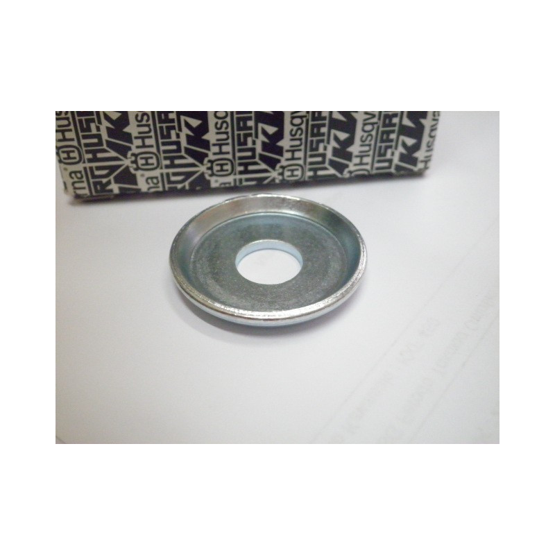 56401042000  Washer 10.5x32x2 Top Triple Clamp KTM LC4-640 LC8-950-990