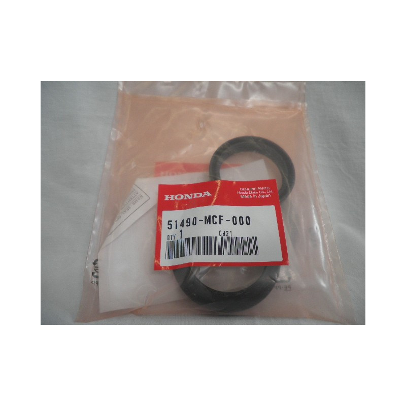 51490MCF000  Honda Fr.Fork Oil Seals Set CBR/VFR