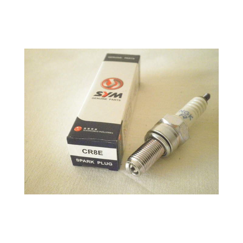 CR8E NGK Spark Plug CR8E SYM GTS-250 Citycom-300