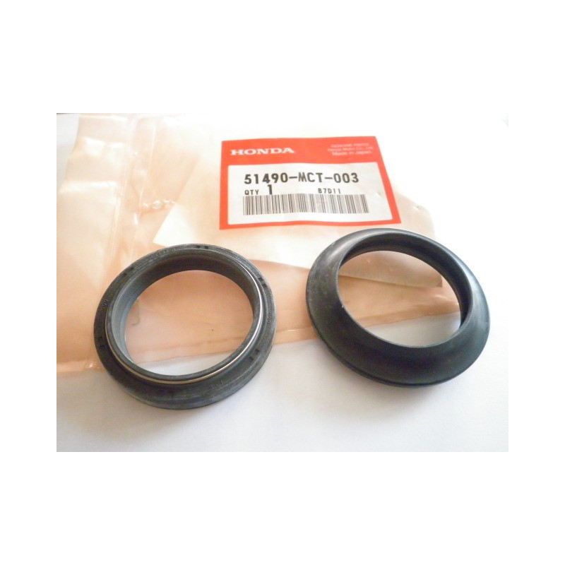 51490MCT003  Fork Oil Seals Set Honda FJS-600 Silverwing