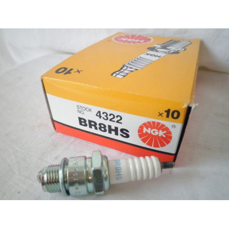 BR8HS  NGK Spark Plug BR8HS